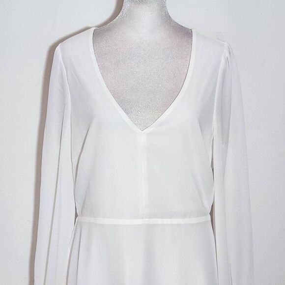 Lulus White Ruffled Hem Mini Dress with Open Back NWT Size Small - Picture 4 of 11